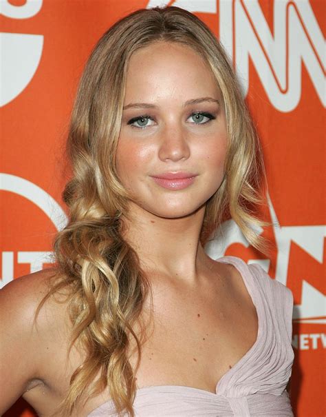 jennifer lawrence sexi|Jennifer Lawrence: las fotos de una actriz sexy y。